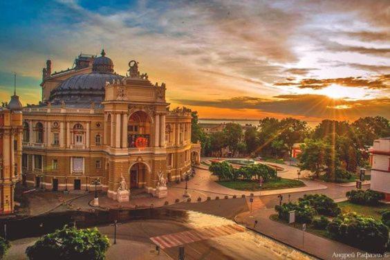 Rose D'Opera Hotel Odessa Eksteriør bilde